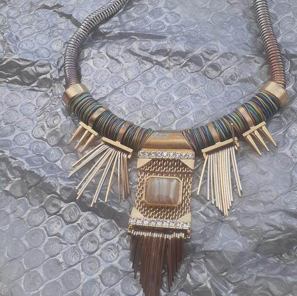 Gold statement necklace‼️Dynamic Vince Camuto - Picture 4 of 5